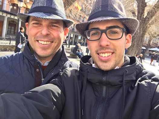 benito alcaraz, fotografía con amigos